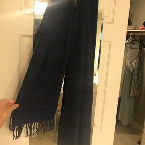 Gap Scarf